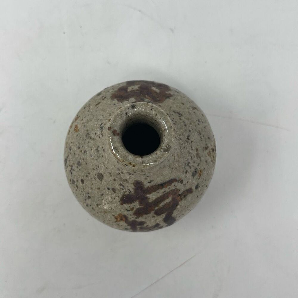 Vintage stoneware vase dated 1972 ￼ - Picture 4 of 7
